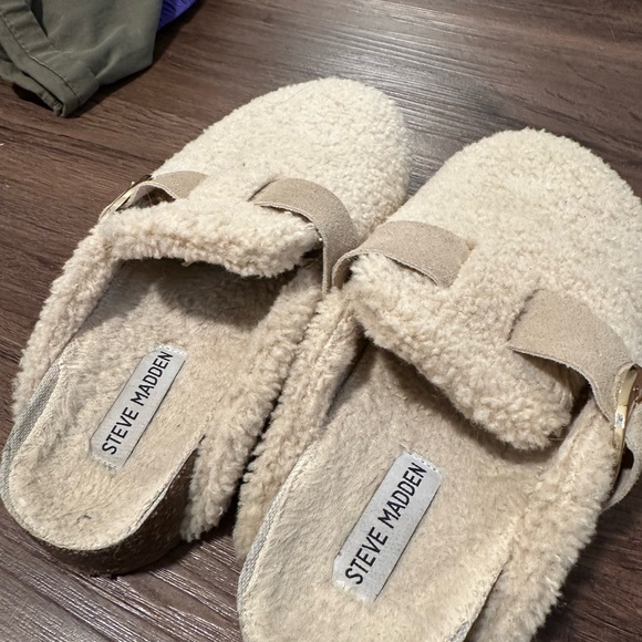 Steve Madden slippers - Picture 4 of 4